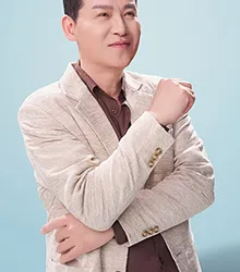 이현우