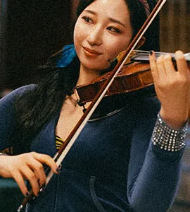 최수지